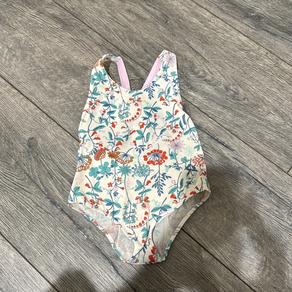 • Jacadi Paris • Girls Floral One Piece Swimsuit
White / Blue / Red 18 - Picture 2 of 4